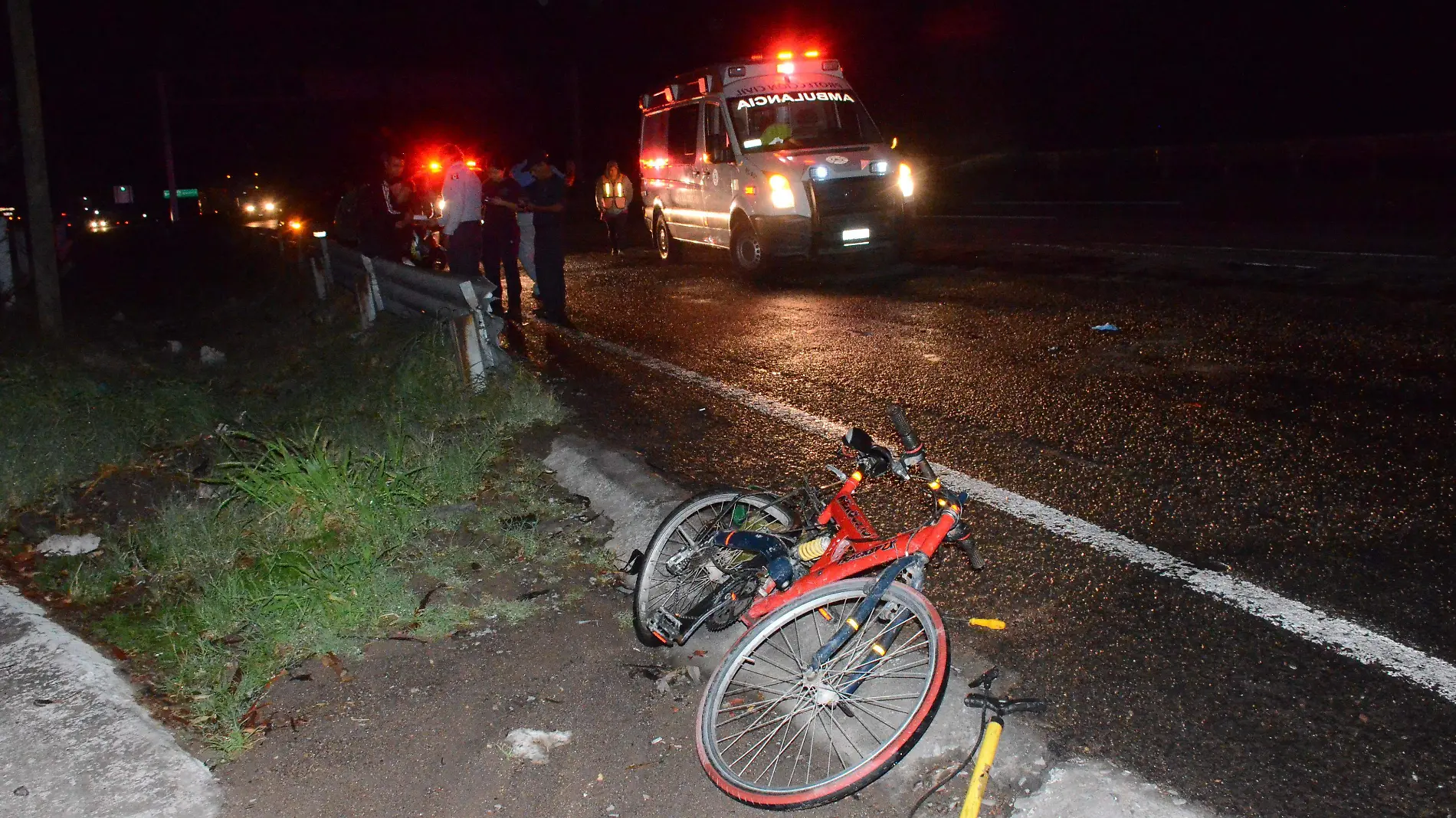 16 JUL UN CICLISTA